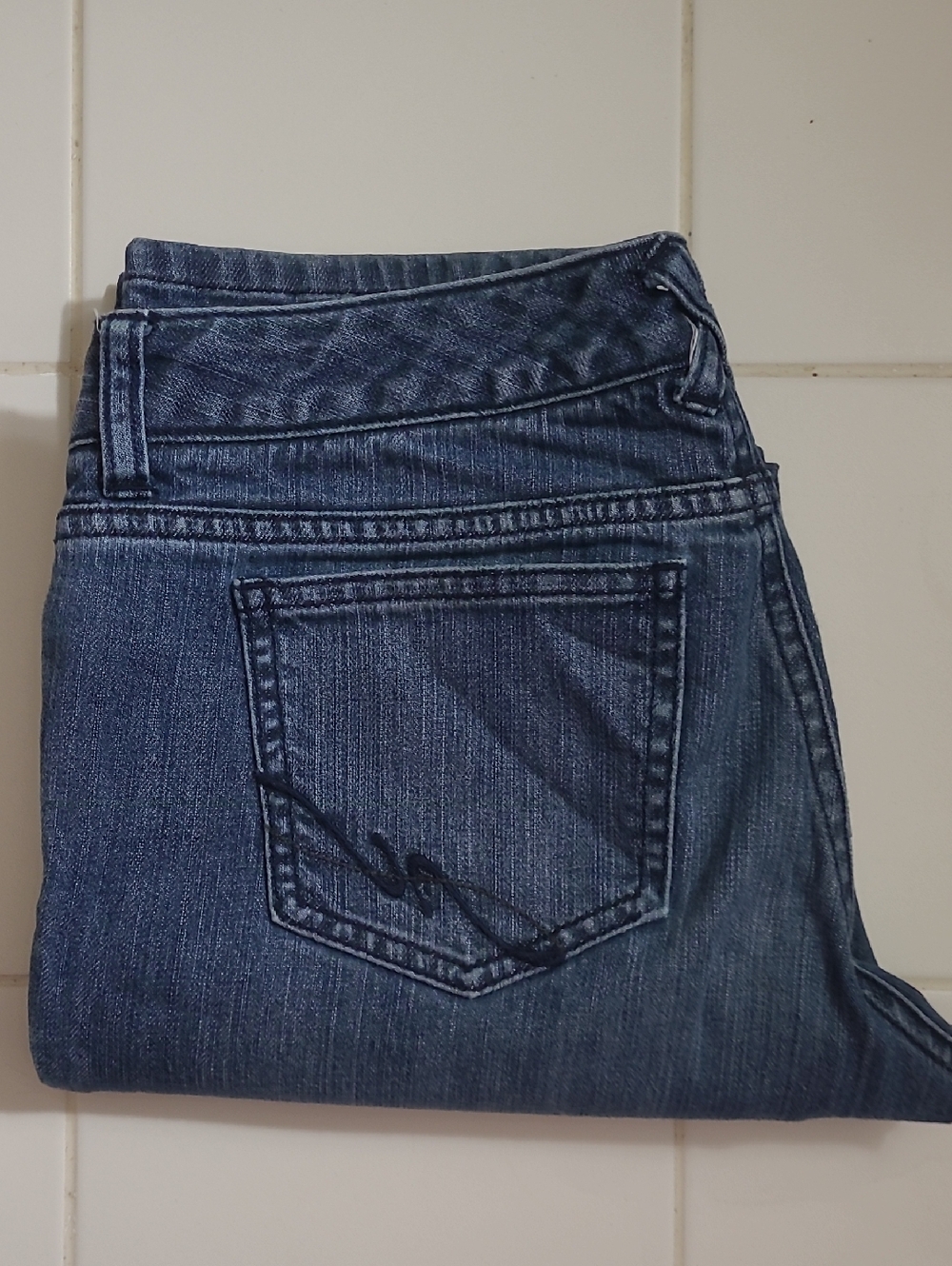 Tommy Hilfiger Women's Bootcut Jeans in Indigo Blue Size 28/28